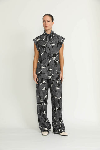 Meilen Blouse - Meilen Blouse in Black Petal Print