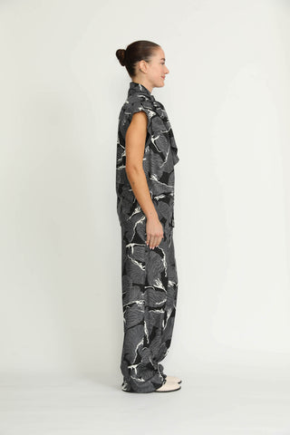 Meilen Blouse - Meilen Blouse in Black Petal Print