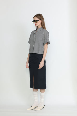 Coffs Shirt - Short white shirt in black polka