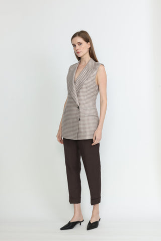 Southampton Linen Tapered Trousers in Brown