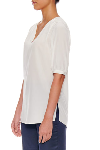 Cannes Blouse - Relaxed fit v-neck silk crepe blouse