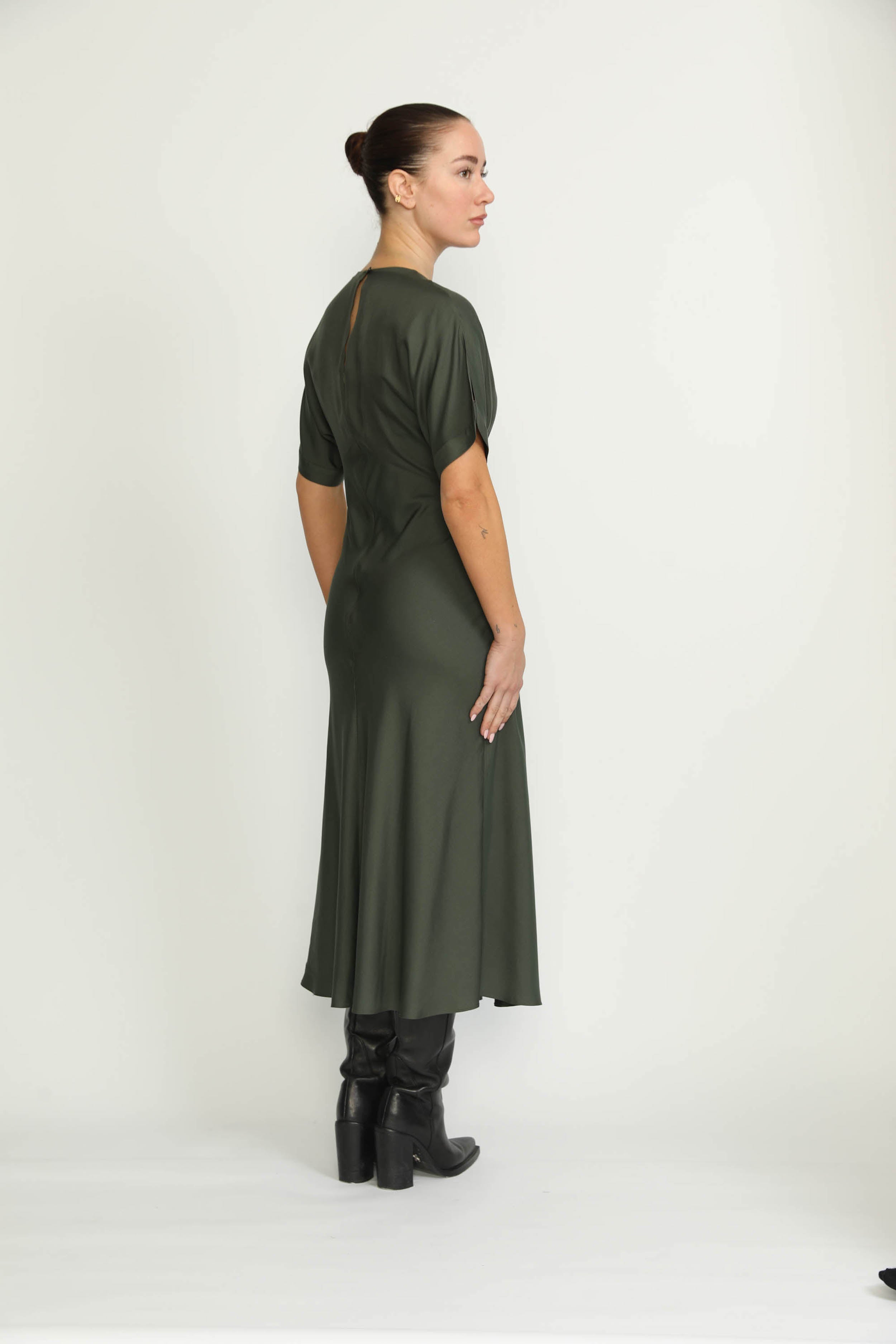 Bologna Dress - Bologna Forest Green A-line Flare Dress FREY. Bologna Dress - Bologna Forest Green A-line Flare Dress FREY.