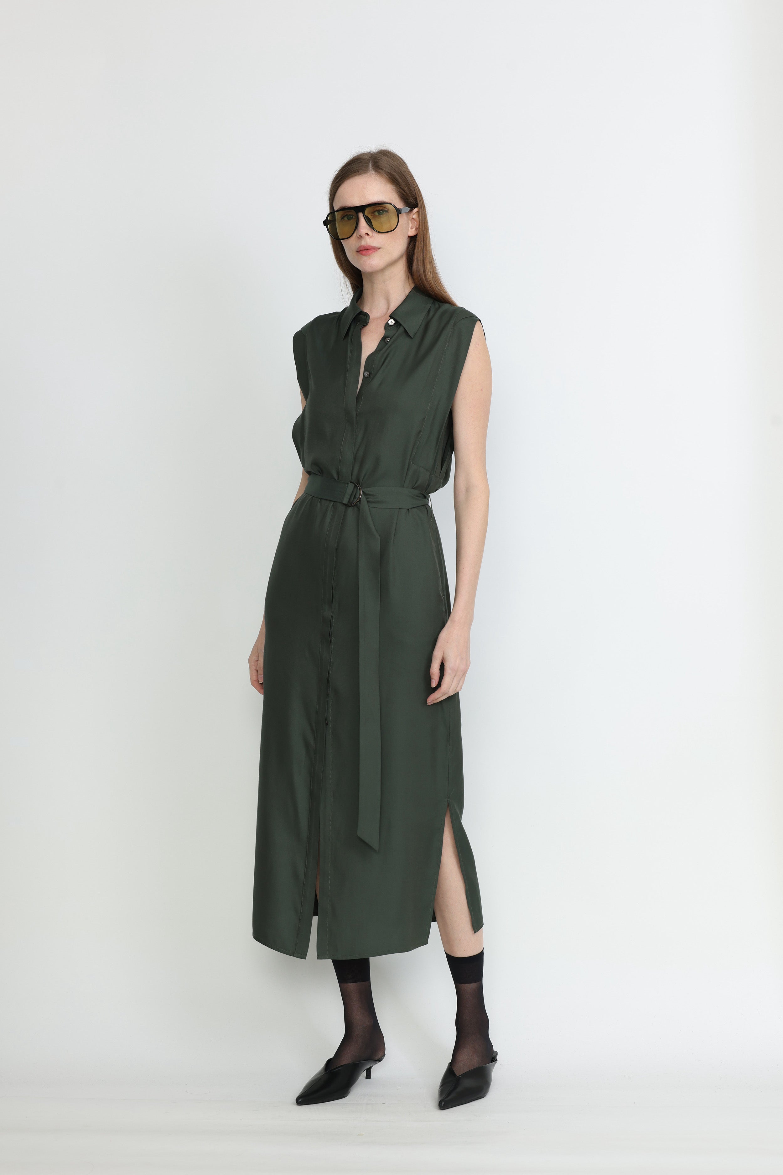 Albany Dress - Midi shirt dress in petrol green FREY. Albany Dress - Midi shirt dress in petrol green FREY.