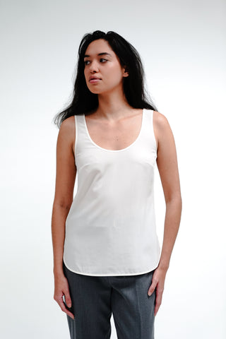 Vezia Top - Sleeveless Crew Neck Top