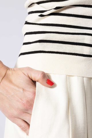 Bolsward Trousers - Straight leg pleated trousers in ivory