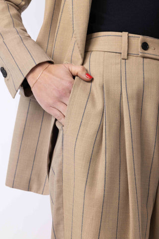 Bolsward Trousers - Straight leg pleated trousers in sand