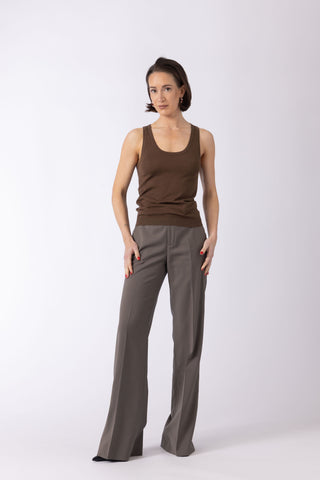 Amarante Jacket & Bordeaux Trousers in Brown