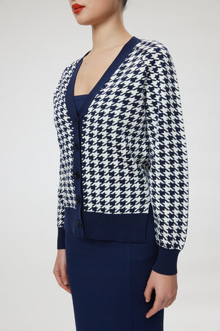 Luca Cardigan - Cardigan in navy & white dogtooth jacquard knit