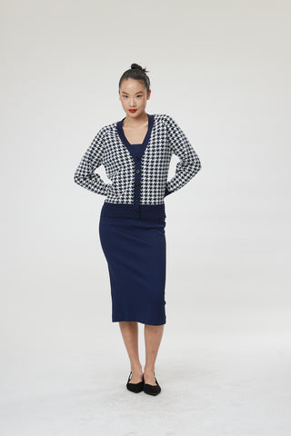 Luca Cardigan - Cardigan in navy & white dogtooth jacquard knit