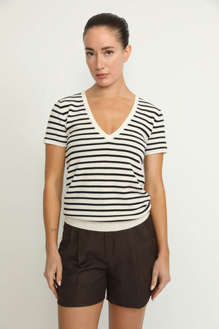 Pisa - Pisa V-neck T-shirt in Navy/ White Stripe