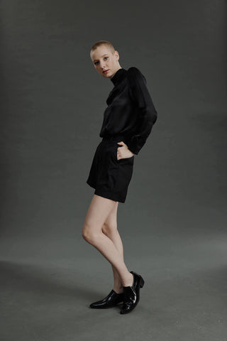 Loule Shorts - Tailored night black shorts