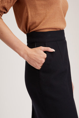 Cavan Skirt - Pencil skirt in  in navy blue basketweave