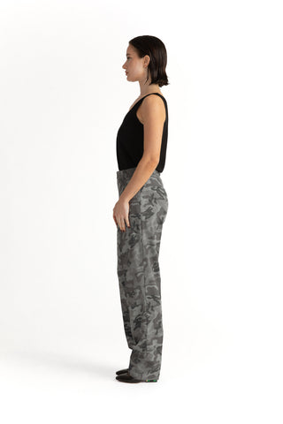 Umea Trousers - Tapered trousers in grey