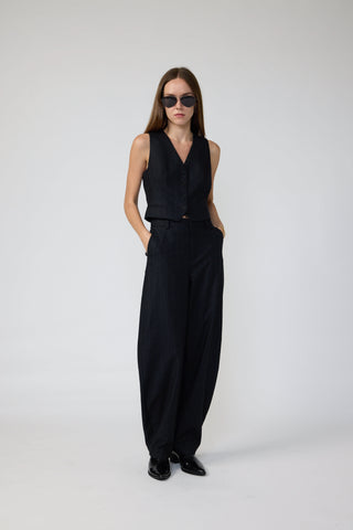 Hagfords Trousers - Barrel leg trousers high-waisted in charcoal black pinstripe