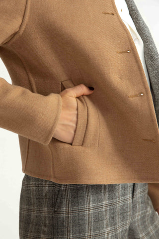 Arvika Jacket - Cropped jacket in camel