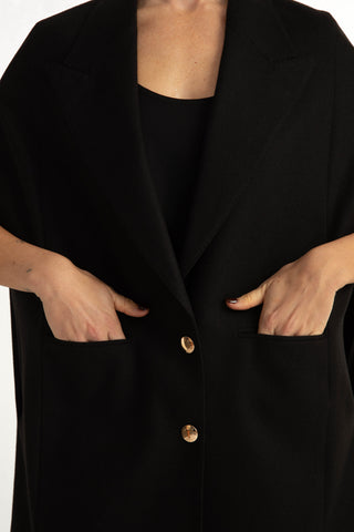 Boden Cape - Tailored cape in black