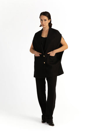 Boden Cape - Tailored cape in black