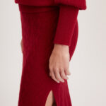 Rouen Knit Skirt – Knitted pencil skirt with side slit in red wine cashmere24990