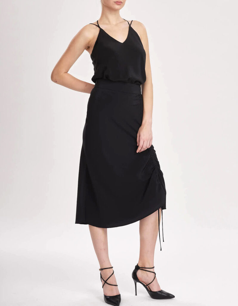 Cumbria Skirt – Midi slip skirt in black silk crepe de chine24939