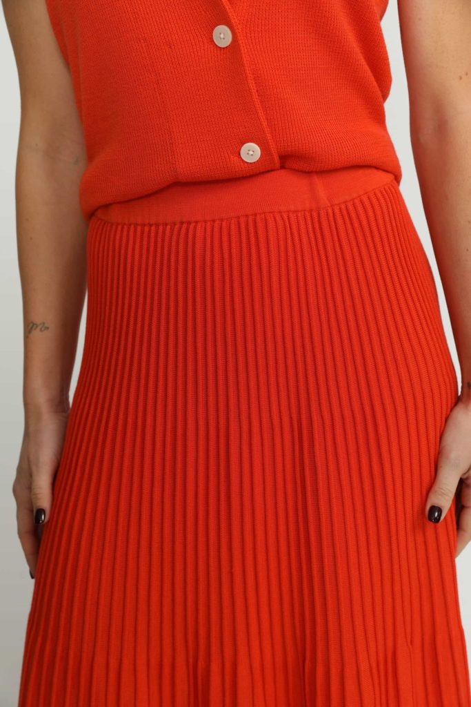 Altdorf Skirt – Altdorf Orange Pleated Knit Skirt27038
