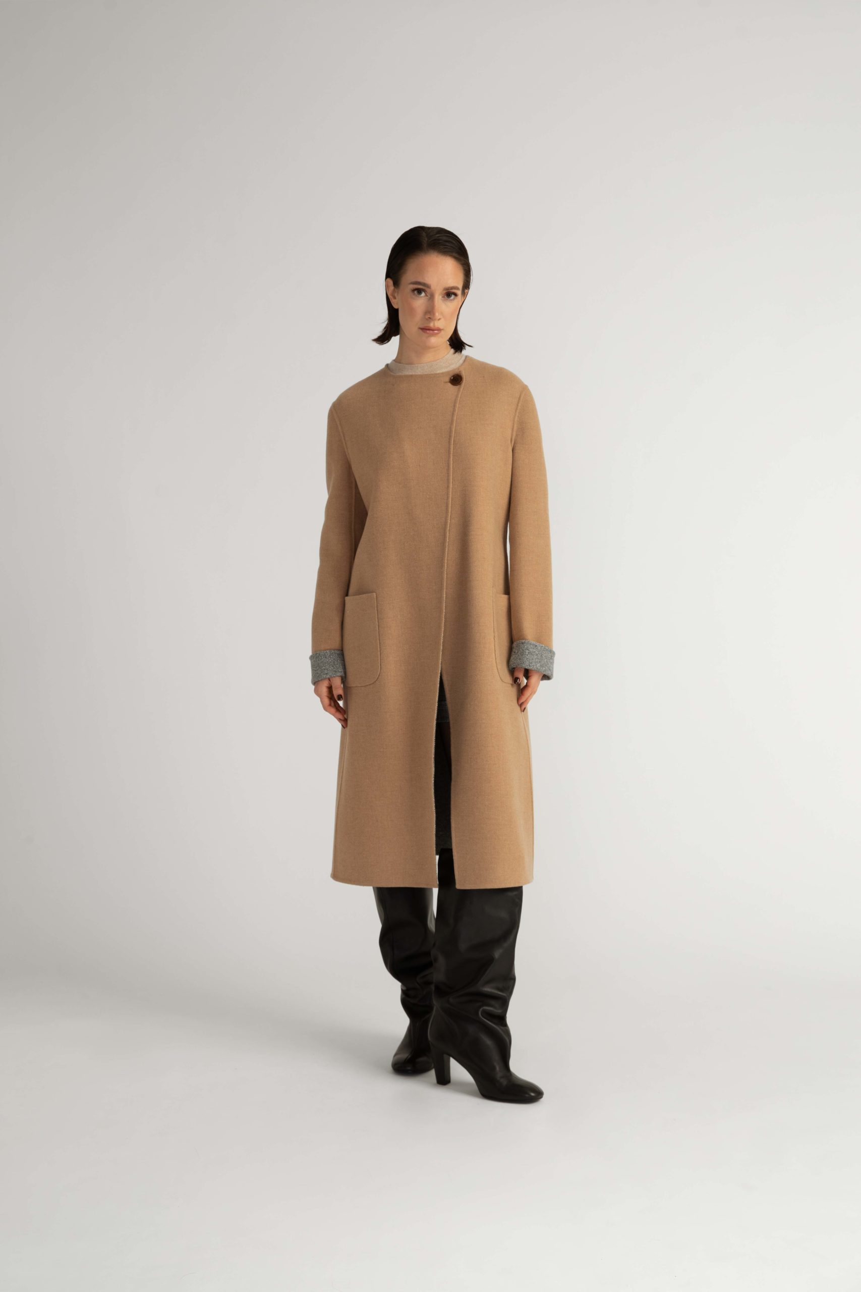 Falun Jacket – Double-sided light coat in camel0