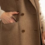 Flen Coat – Straight cut sleeveless coat in camel29077