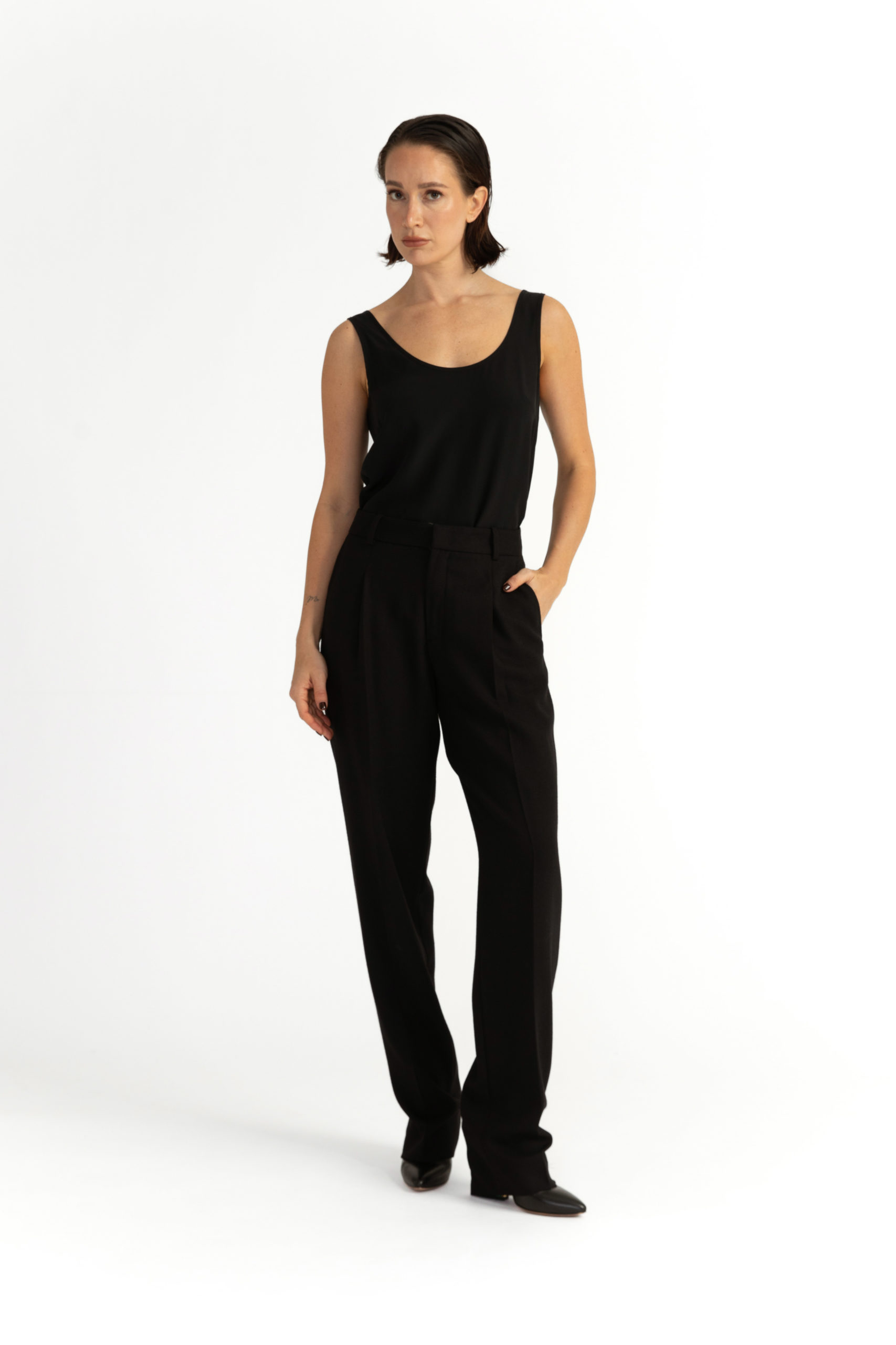 Umea Trousers – Tapered trousers in black