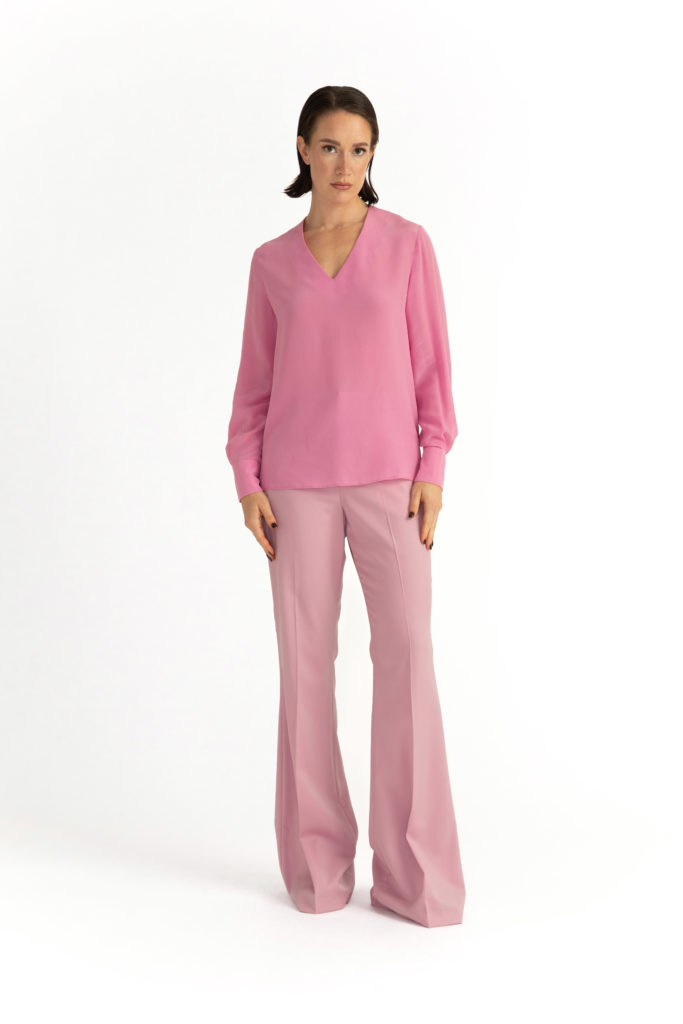 Ludvika Blouse – V-neck silk blouse in pink29189