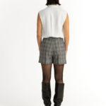 Loule Shorts – Tailored shorts in grey tartan29296