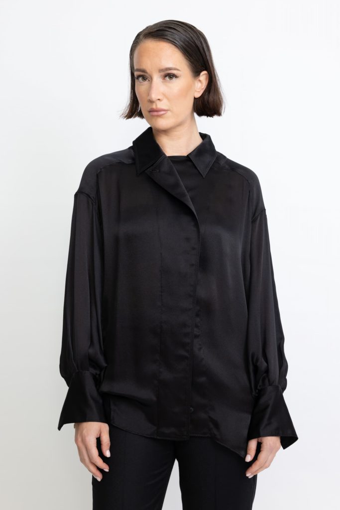 Lysekil Blouse –  Oversized blouse in black29740