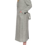 Santander Coat – Classic long coat with notched lapel in green30032