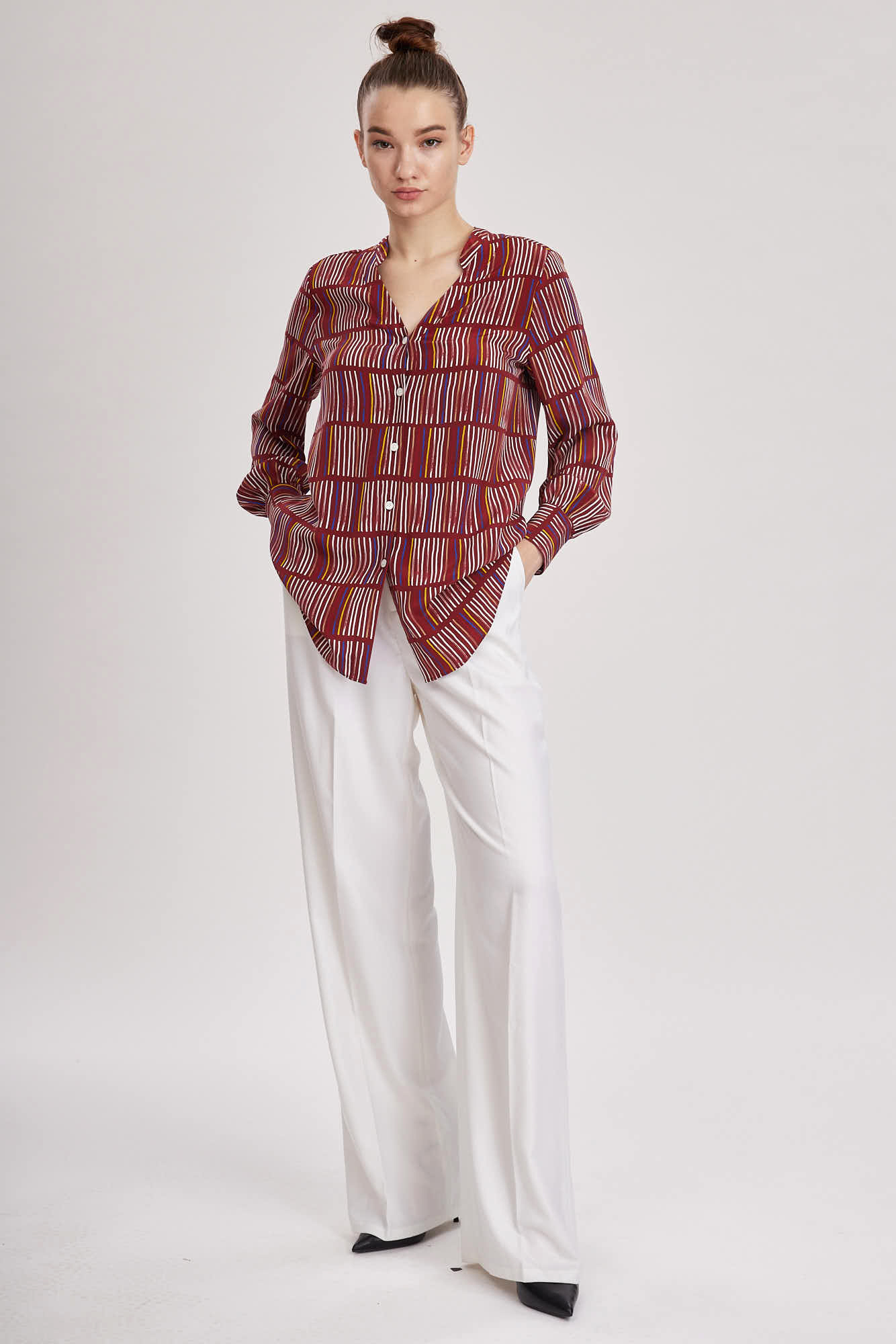 Canterbury Blouse – Printed silk V-neck blouse in red wine silk crepe de chine