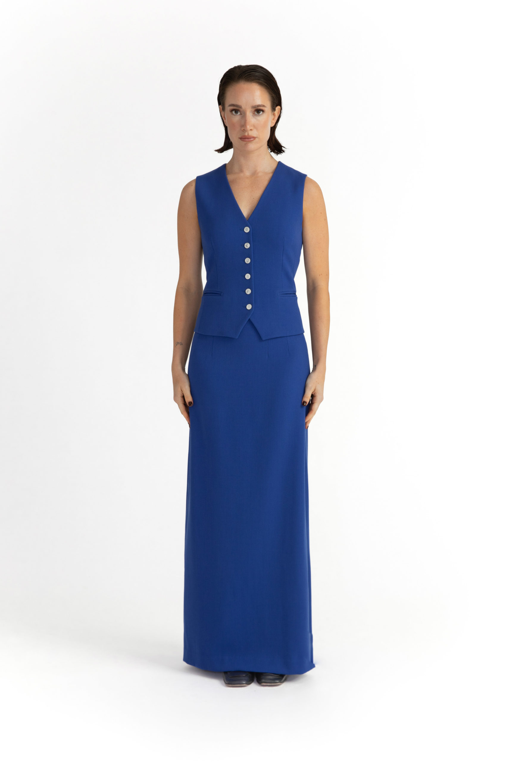 Kalmar Skirt – Maxi high-waisted skirt in electric blue