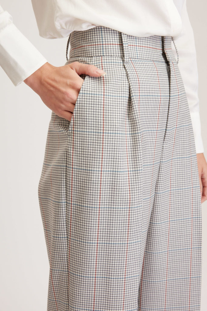 Almeria Trouser – Wide leg, high waisted trousers in light grey tartan30311