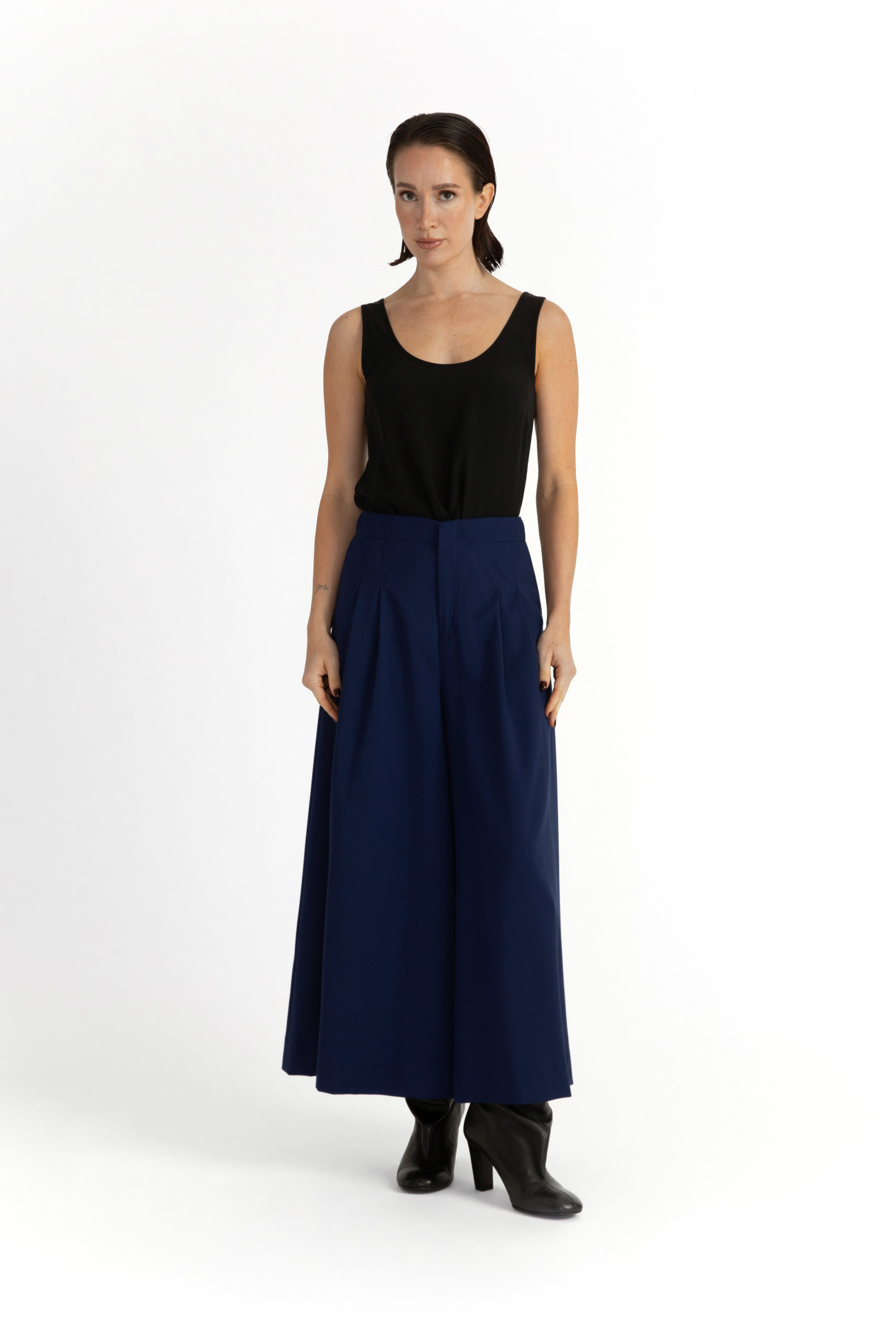 Borgholm Trousers – Wide-leg tent trousers in blue